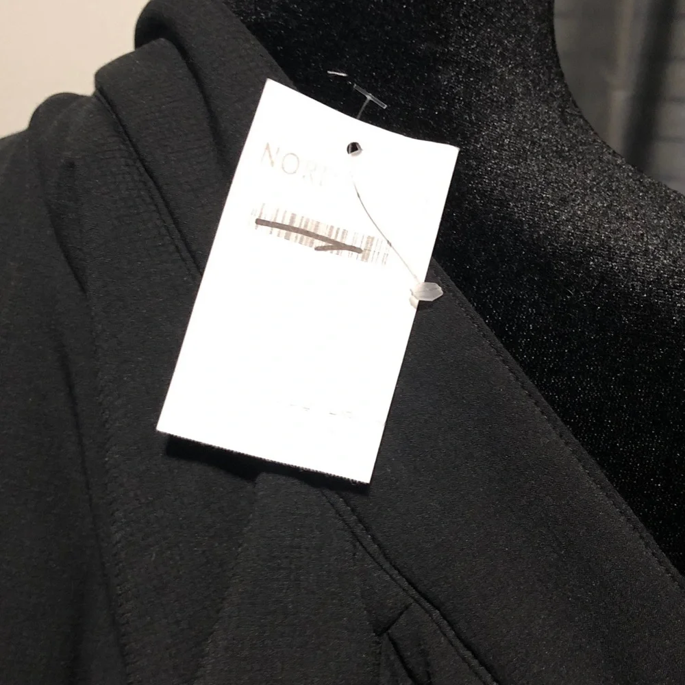 Travis Mathew Black Quilted Puffer Jacket with Stand Collar